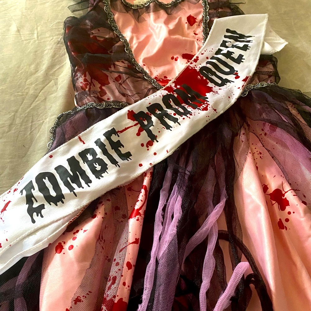 Zombie prom queen costume